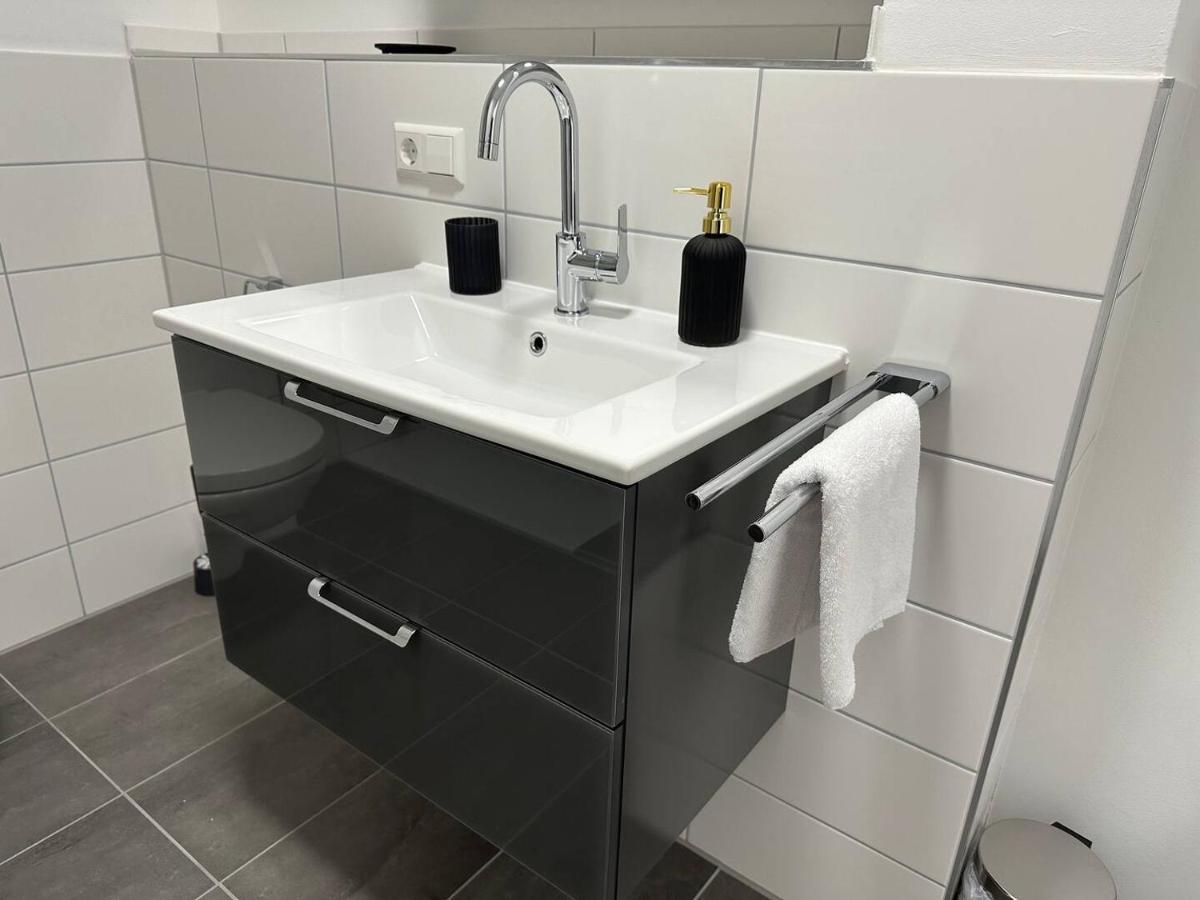 Suite4Me - Balkon I Kueche I Waschmaschine I Mainz-Kostheim Wiesbaden Ngoại thất bức ảnh